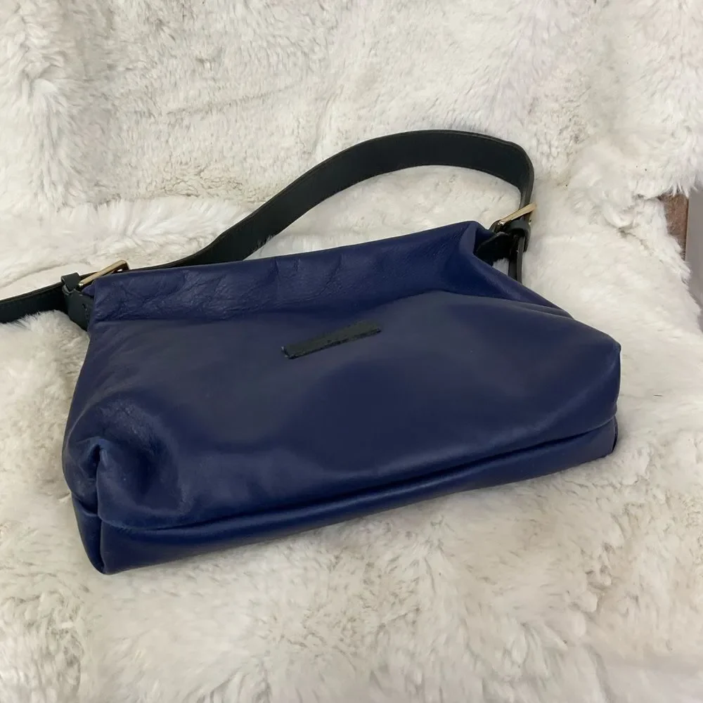 Dooney and Bourke Y2K Navy Blue Small Leather Shoulder Bag Purse